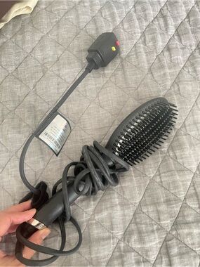 GHD glide Smoothing hair brush